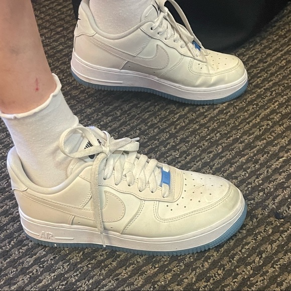 Color change Air Force 1 ‘07 LX ‘UV REACTIVE’ 🌈☀️🌞 - Picture 13 of 15